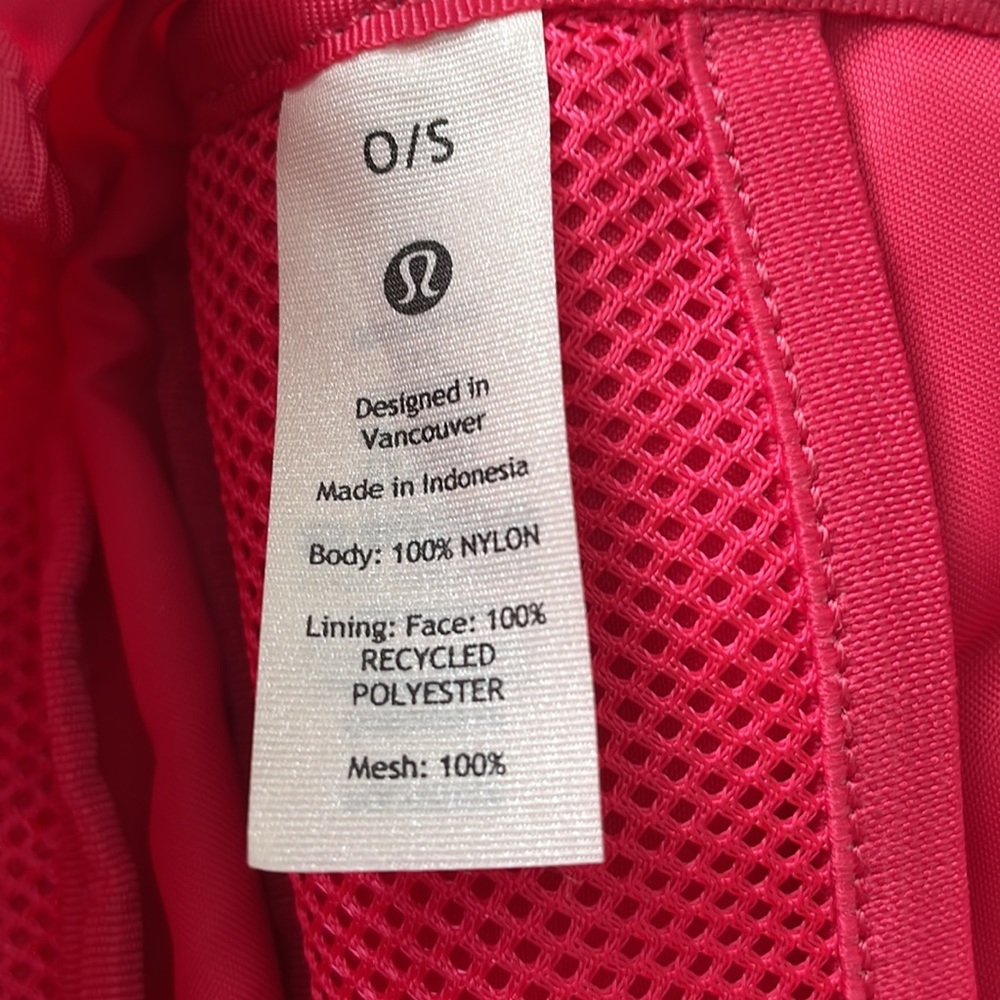 NWT Lululemon Everywhere Belt Bag Lipgloss - Picture 9 of 12